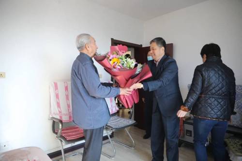 http://www.lnpu.edu.cn/__local/F/34/A2/488AA55274624425EC322E79FBD_37FEF4EE_F057.jpg